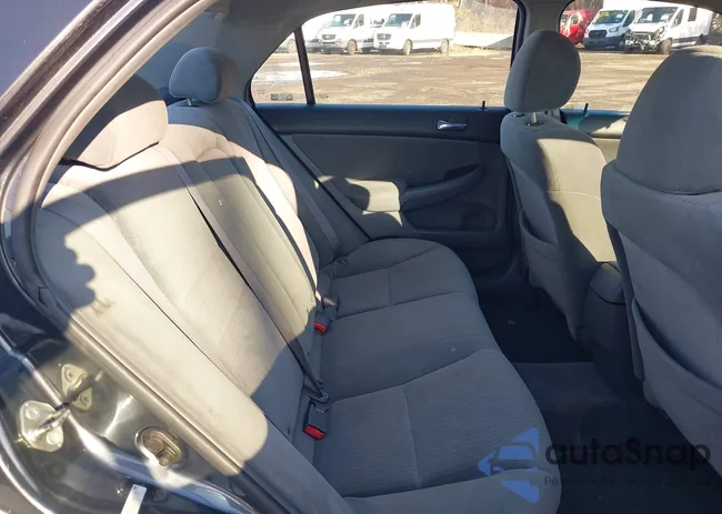 1HGCM56495A100139: 44133591