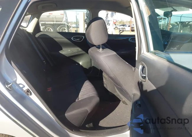 3N1AB7AP7JL638076: 44133641