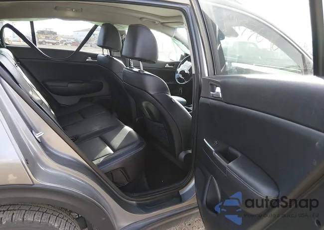 KNDPN3AC0H7183221: 44133646