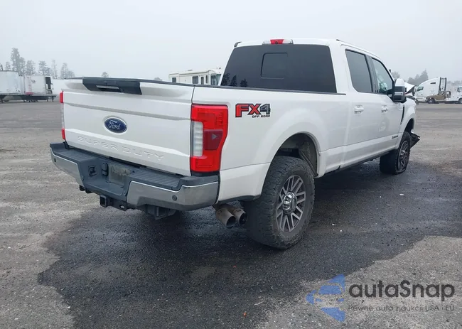 1FT7W2BT9JEB30136: 44133666