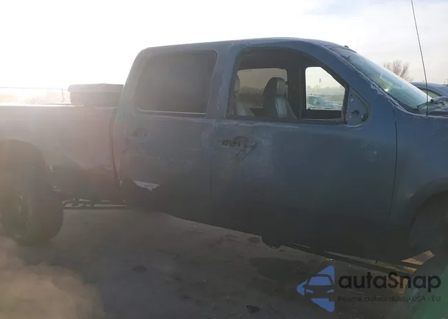 1GTHK33628F173090: 44133672