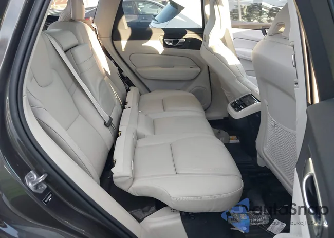 YV4L12DLXN1940461: 44133684