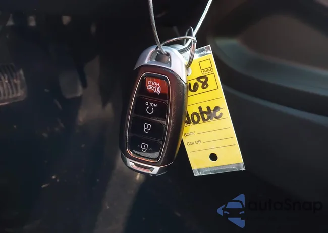 KM8K3CAB7NU804826: 44133770