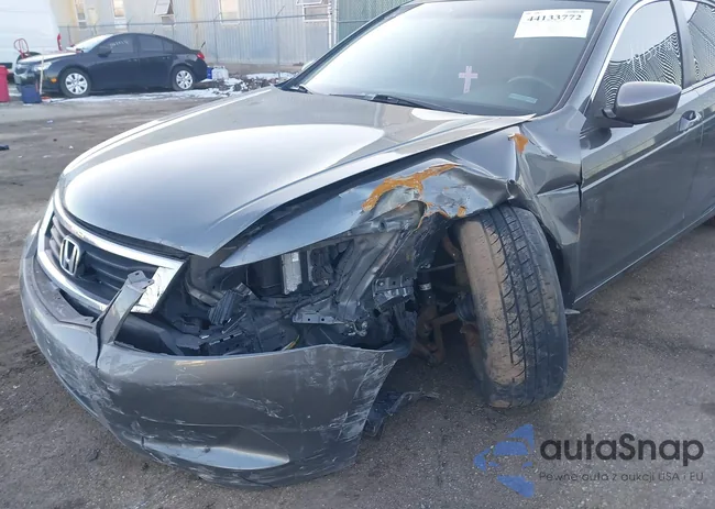 1HGCP26749A129926: 44133772