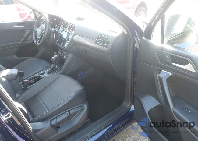 3VV2B7AX0MM118271: 44133791