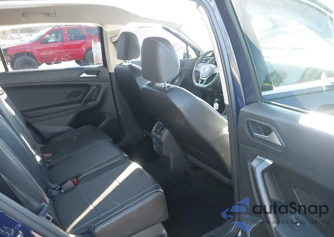 3VV2B7AX0MM118271: 44133791