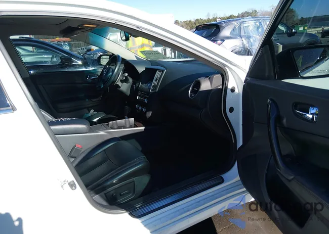 1N4AA5AP8DC847384: 44133813