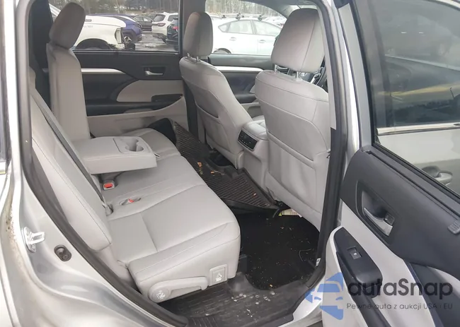 5TDJZRFH9JS523771: 44133831