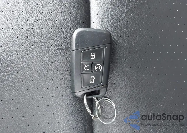 1V2PR2CA8JC553546: 44133846