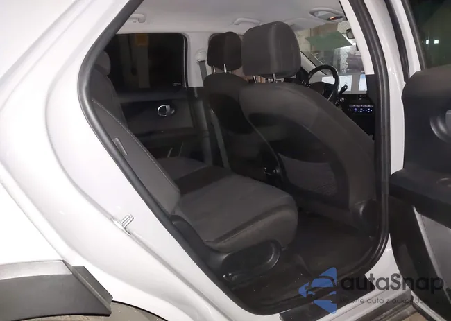 KM8KM4AB6PU123854: 44133957