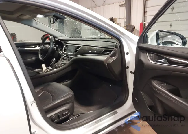 1G4ZP5SS4HU189573: 44134015