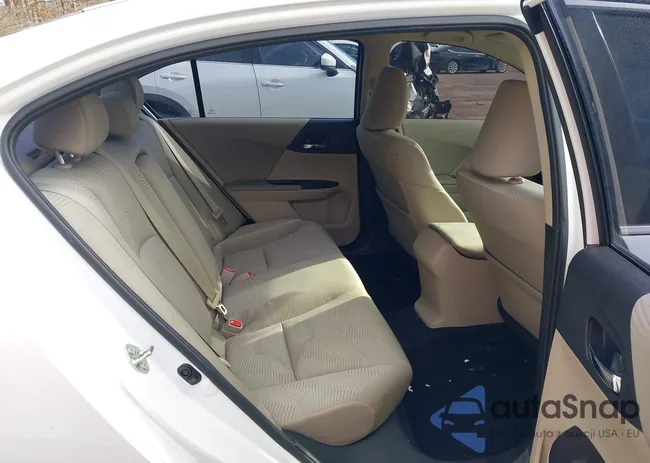 1HGCR2F37GA104992: 44134026