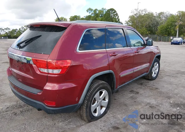 1C4RJEAG4CC223075: 44133073