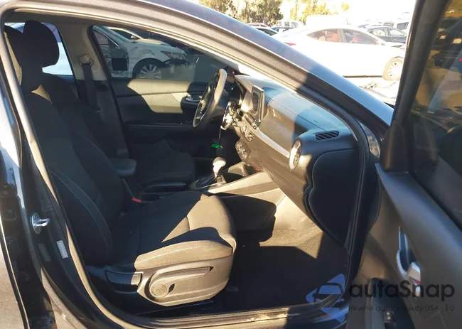 3KPF24ADXLE201820: 44133082