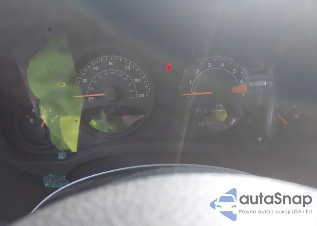 1C4NJDBB8GD737183: 44133087