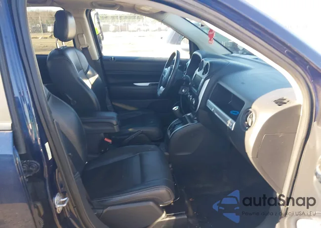 1C4NJCEA3GD716254: 44133092