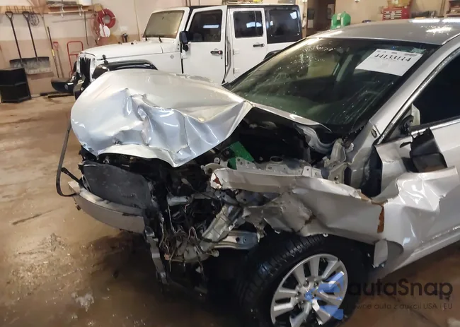 1N4AL3AP4JC116557: 44133114