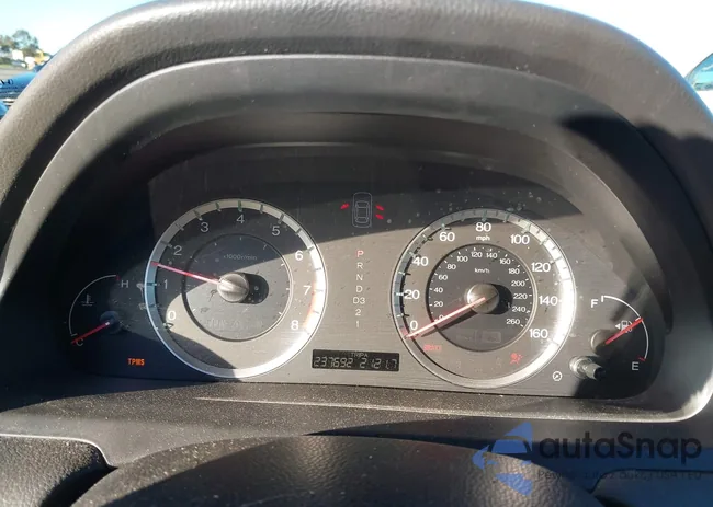 1HGCP263X8A125164: 44133165