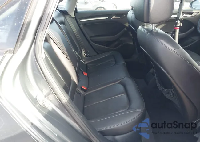 WAUBFGFF0F1001824: 44133169