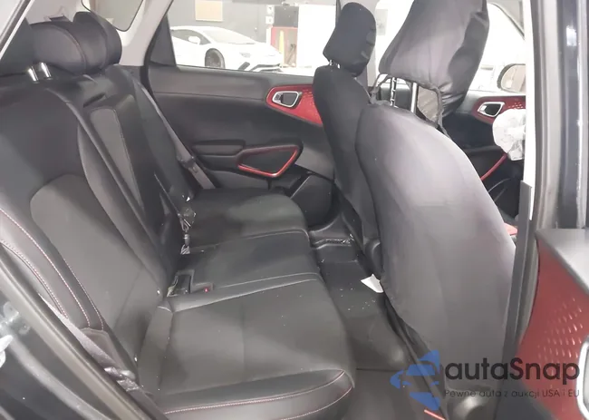 KNDJ53AF0L7056154: 44133189