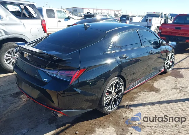 KMHLW4AK8PU012236: 44133220