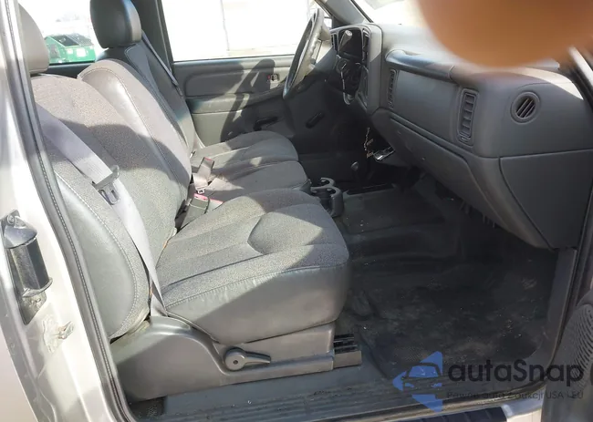 2GTEK19V241293933: 44133225