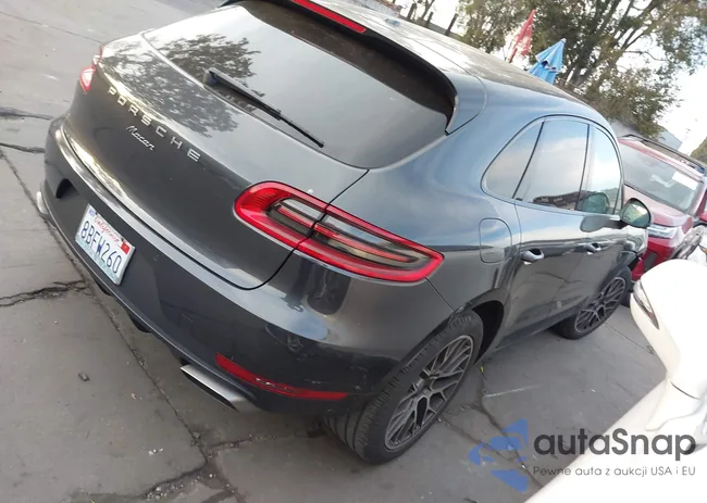 WP1AA2A56JLB03073: 44133234