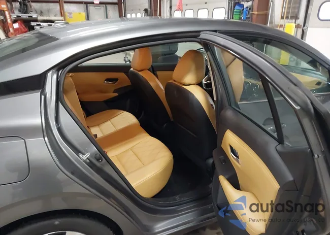 3N1AB8CV5MY317405: 44133235