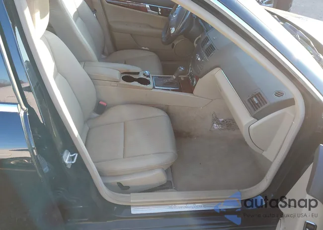 WDDGF8BB3AF482297: 44133243