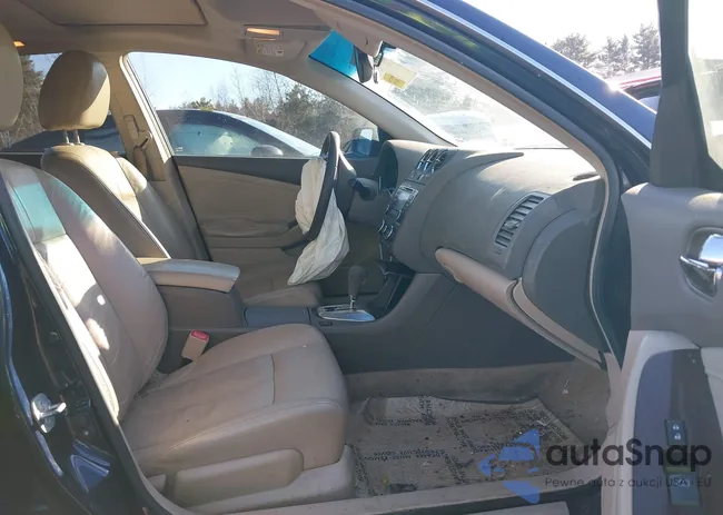 1N4AL2AP8BN401858: 44133308