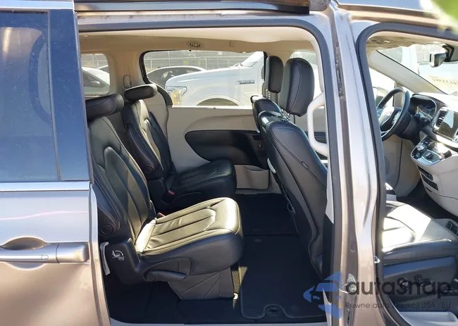 2C4RC1EG5JR286896: 44133384