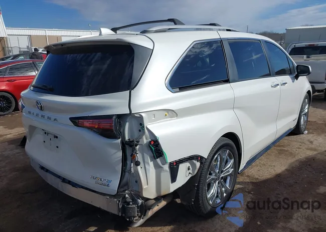 5TDERKEC9MS015772: 44133469