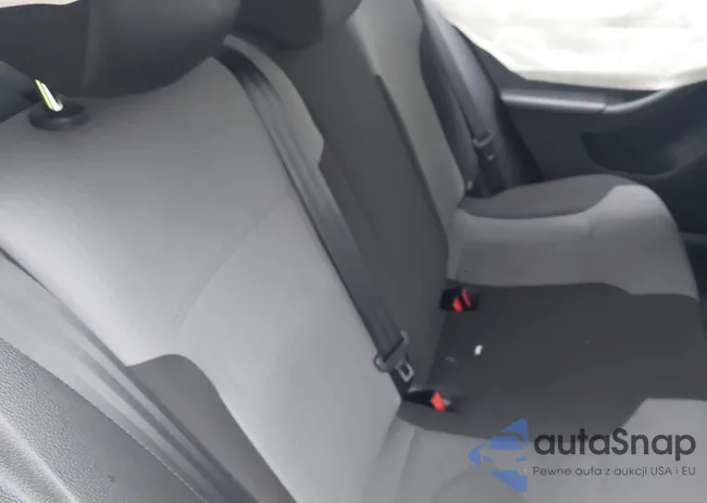 3VW2B7AJ4HM401012: 44134638