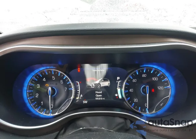 2C4RC1EG8HR727320: 44134643