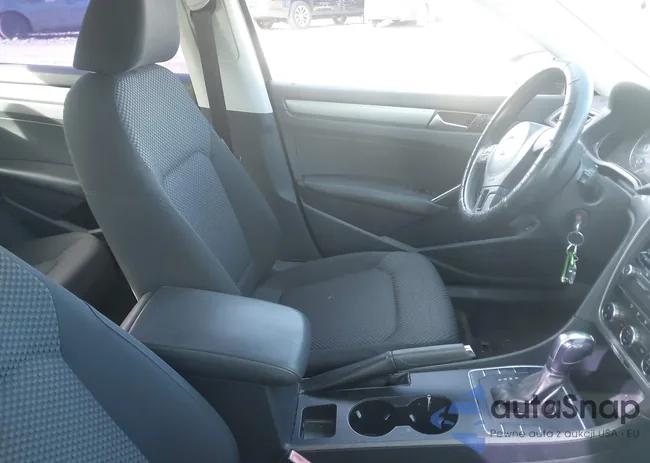 1VWAH7A30CC080995: 44134652