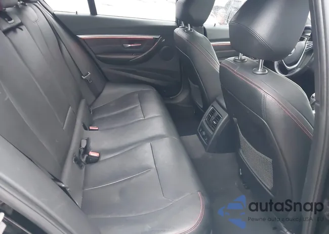 WBA8E3G55GNU00833: 44134695