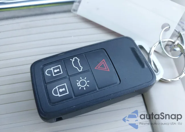 YV4102RL4J1090887: 44134697