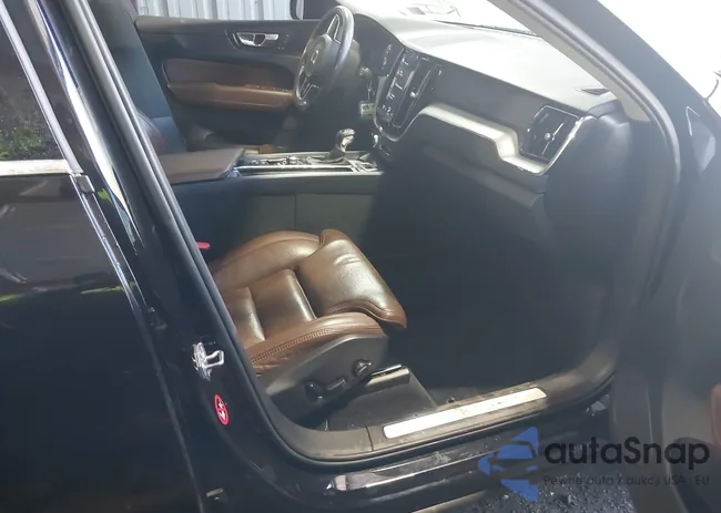 YV4102RL4J1090887: 44134697