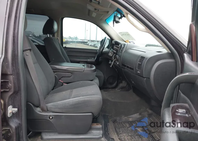 2GCEC13J381189606: 44134764