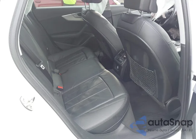 WAUKMAF40JN000689: 44134797