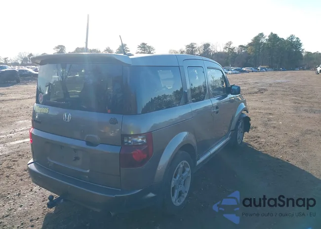 5J6YH18957L000826: 44134810