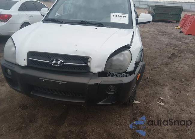 KM8JN72D65U068880: 44134819