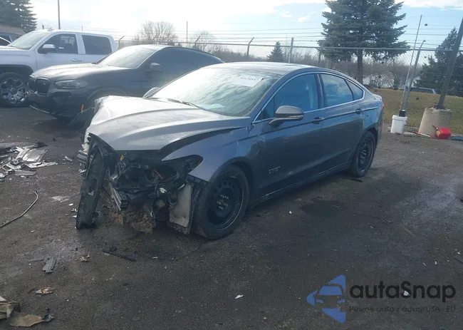 3FA6P0PU8ER225293: 44134937