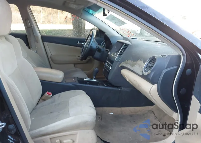 1N4AA5AP7BC834154: 44135064