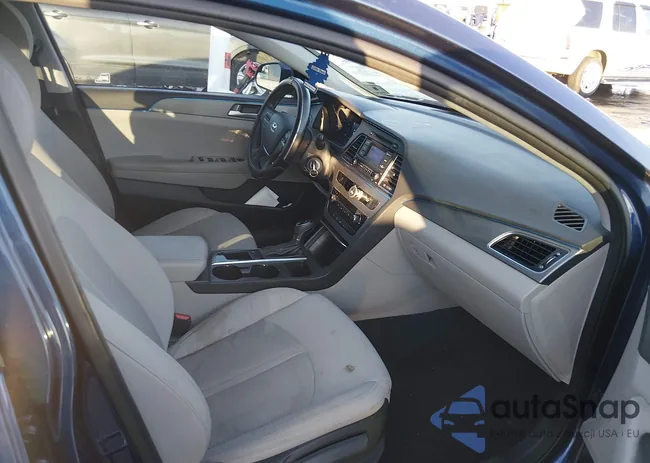 5NPE24AF5FH191758: 44134071