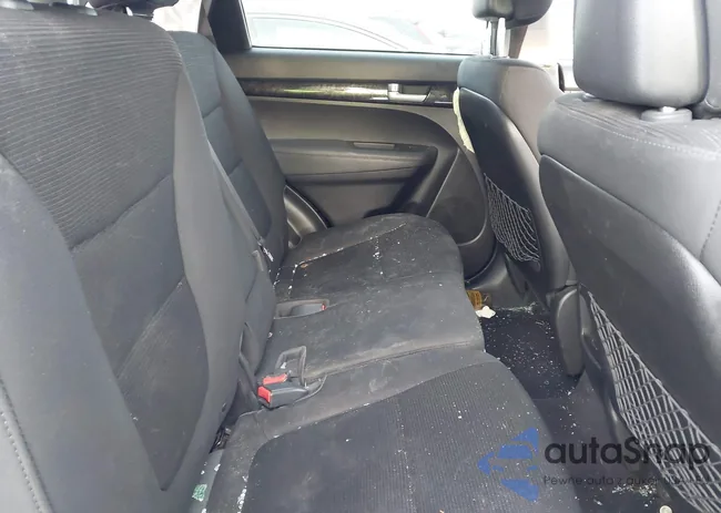 5XYKT3A69FG591811: 44134117