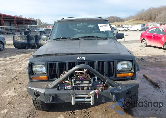 1J4FF68S1XL676980: 44134261