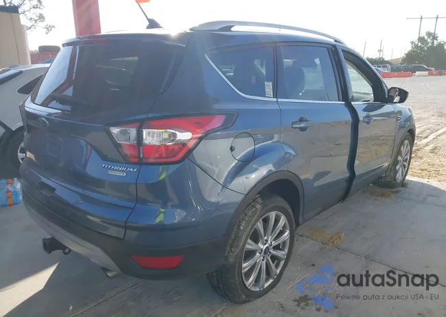 1FMCU0J94JUC33206: 44134273