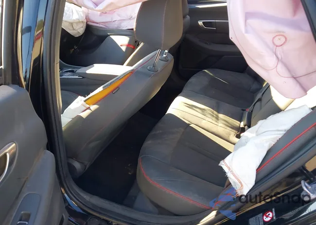 KMHL44J22PA280058: 44134280