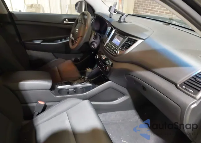 KM8J23A40JU763997: 44134401